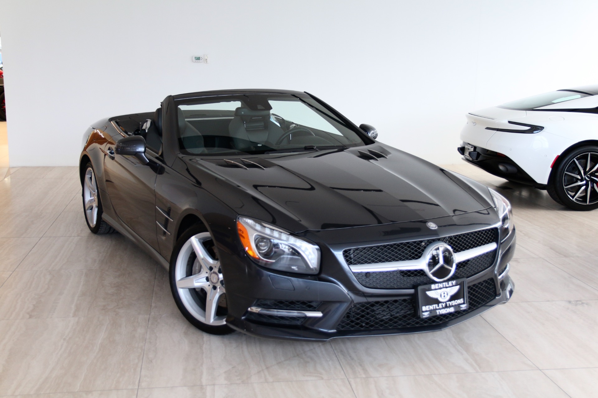 Mercedes Benz sl550