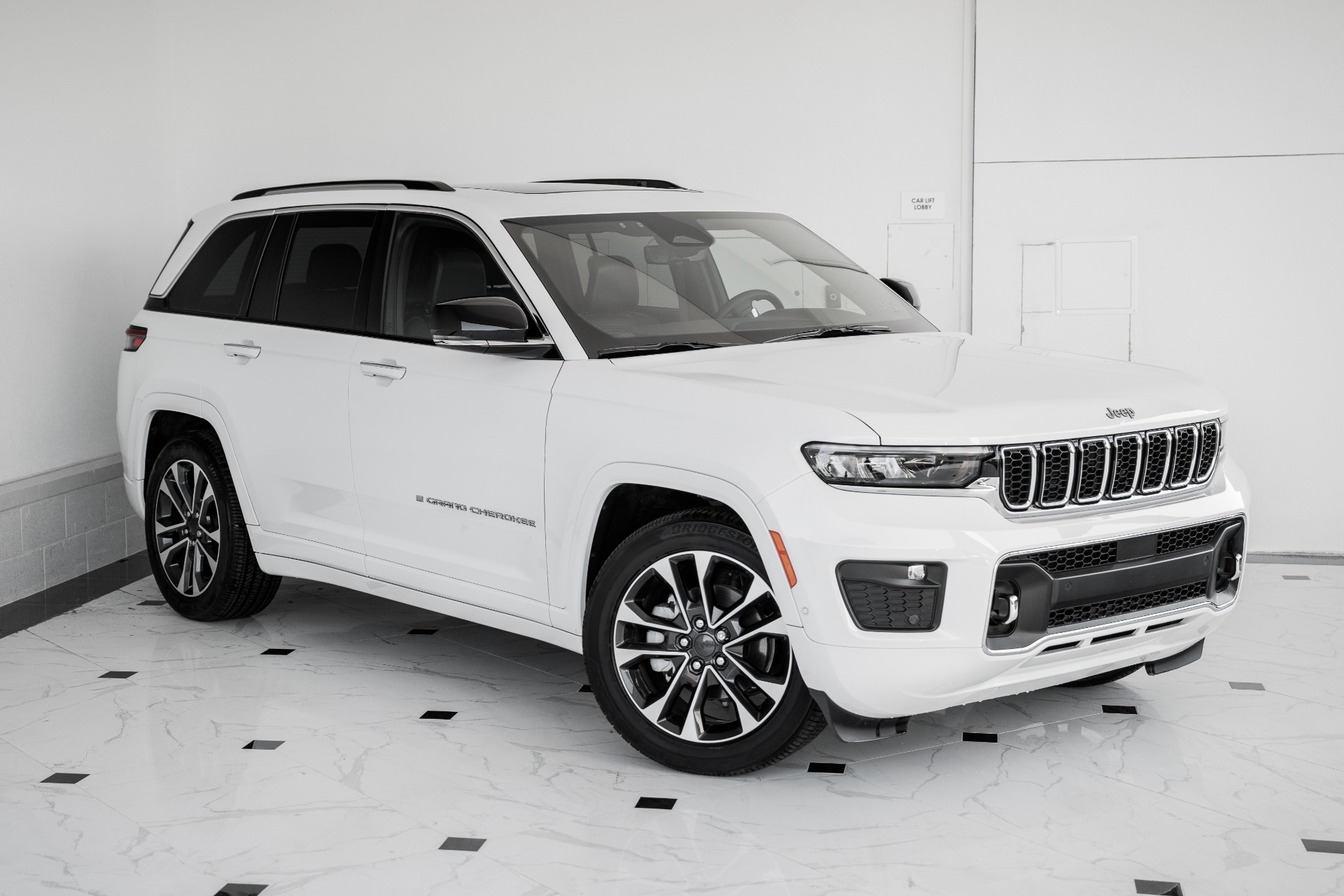 Used 2022 Jeep Grand Cherokee Overland For Sale (sold) 