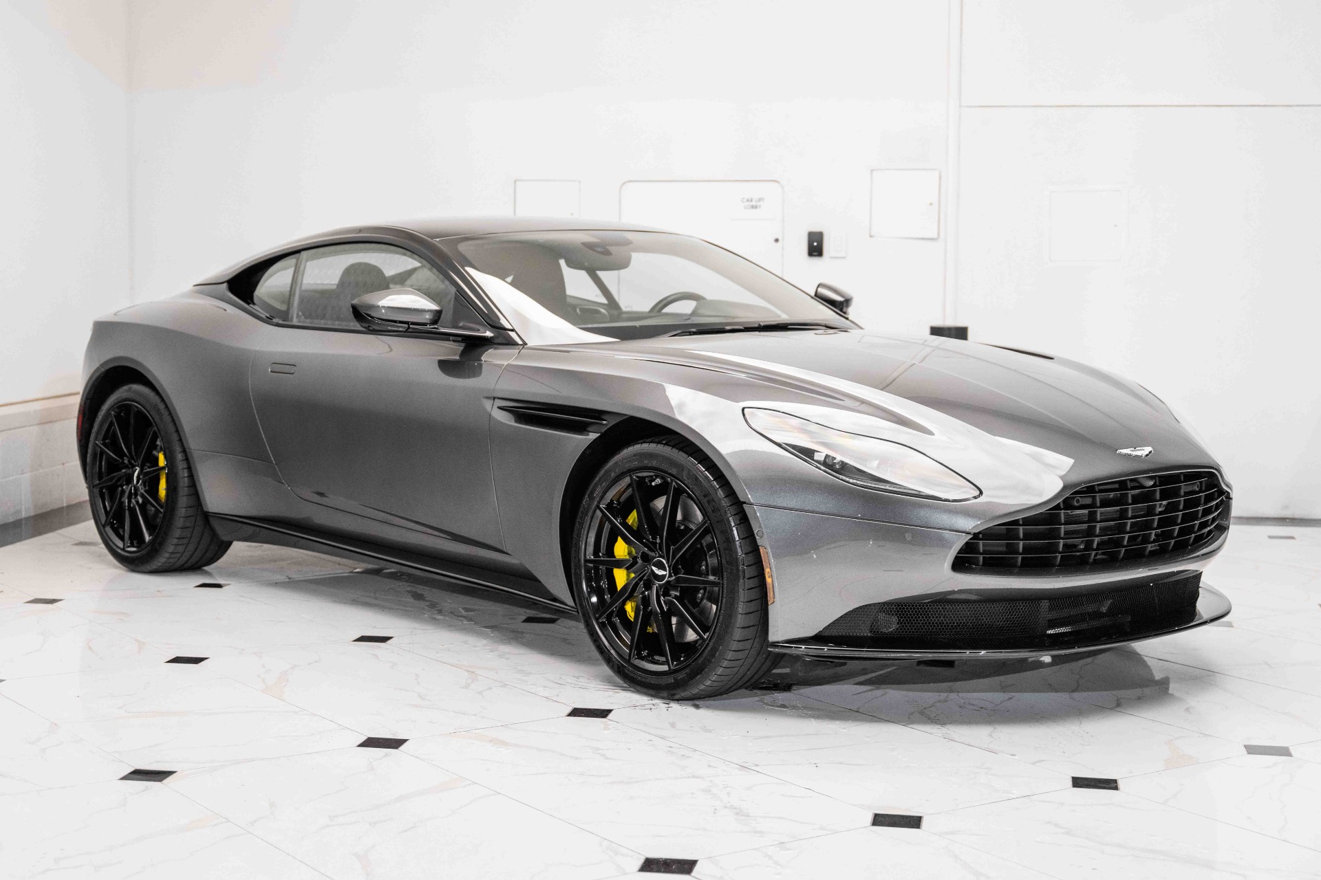 Used 2018 Aston Martin DB11 V8 For Sale ($119,995) | Exclusive ...